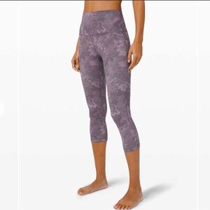 Lululemon Align Crop 21” Leggings- Rejuvenate Dark Chrome Multi, size 6